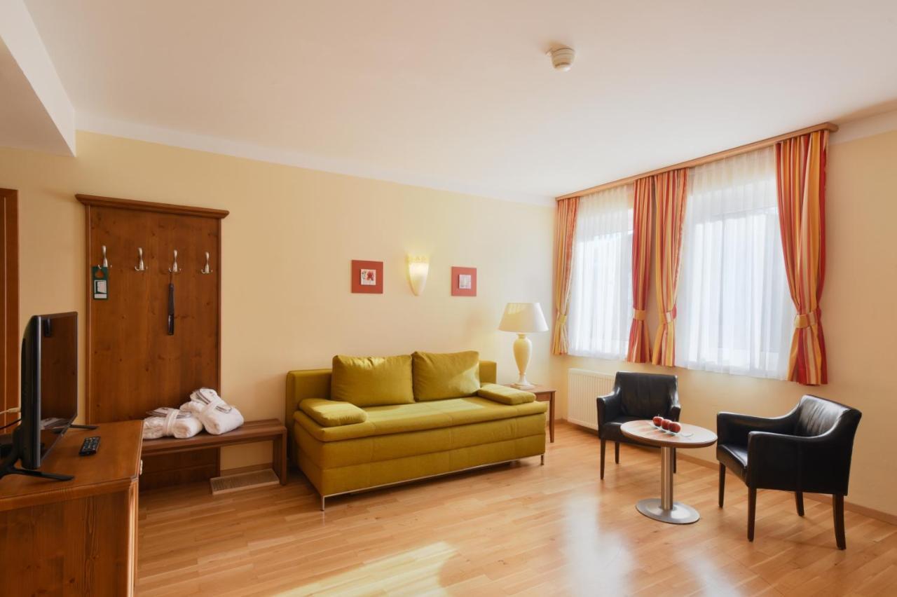 Cella Central Historic Boutique Hotel زيل أم سي الغرفة الصورة