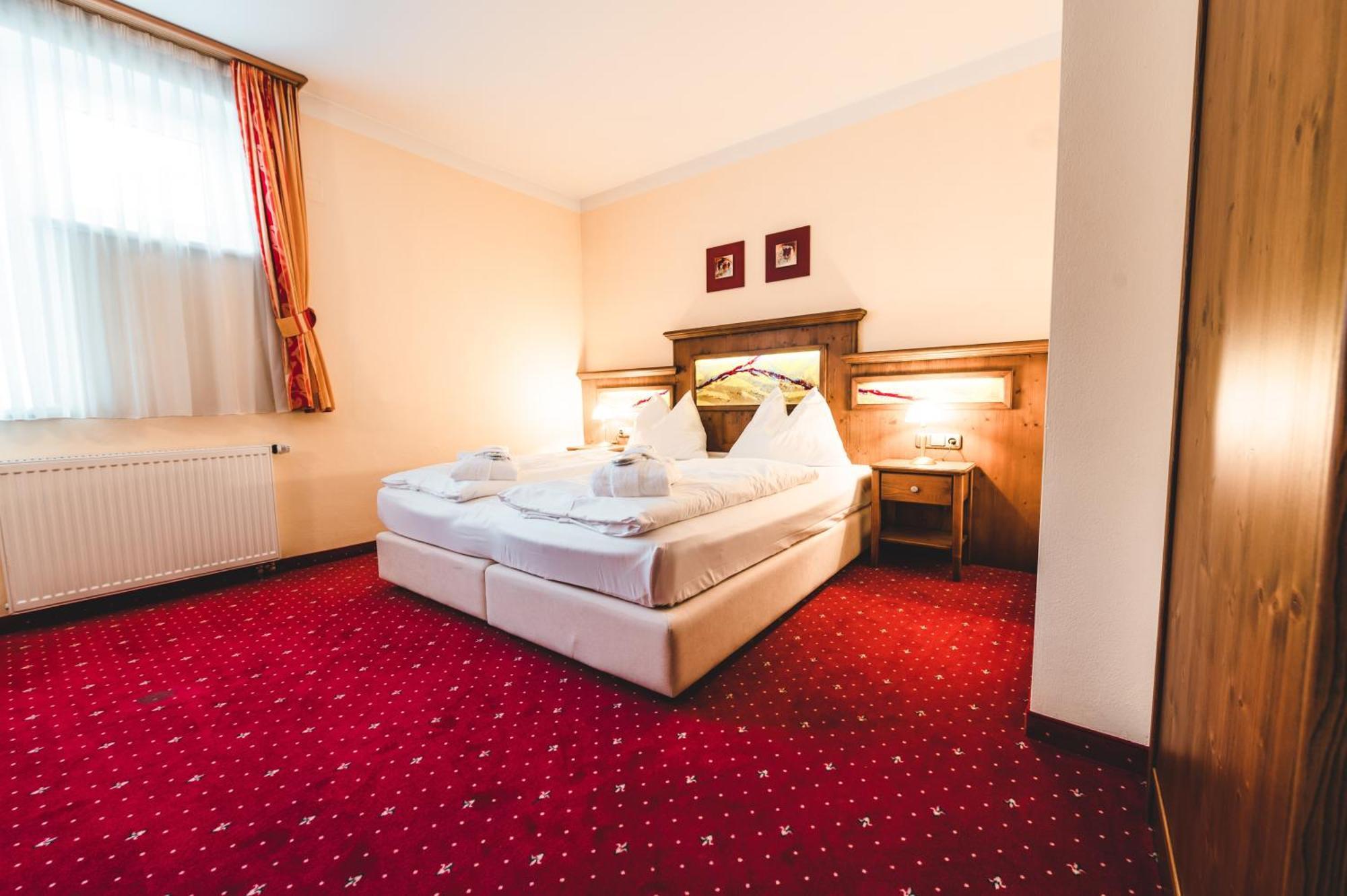 Cella Central Historic Boutique Hotel زيل أم سي المظهر الخارجي الصورة